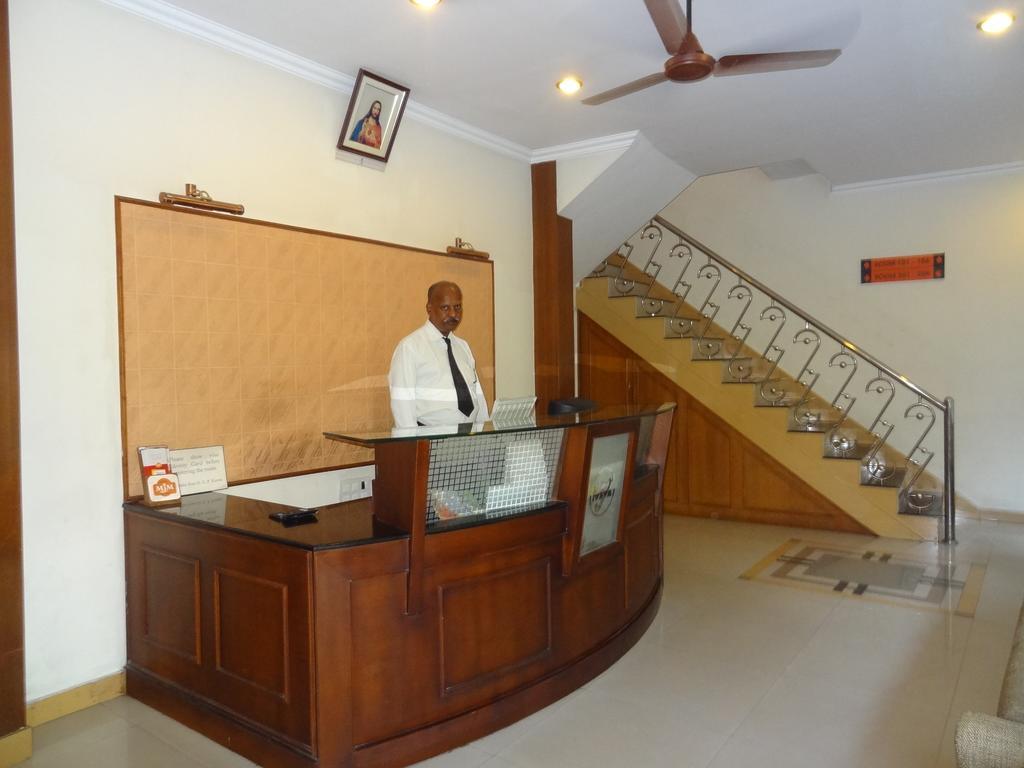 فندق إم جيه إم بلازا Kochi المظهر الخارجي الصورة